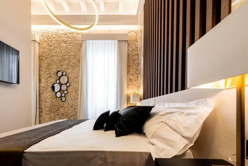 Hostal Nero Luxury Suites