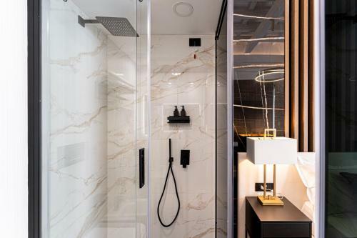 Hostal Nero Luxury Suites
