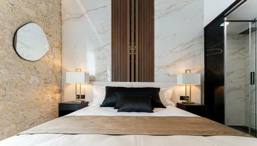 Hostal Nero Luxury Suites