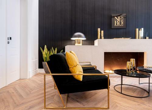 Hostal Nero Luxury Suites