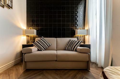 Hostal Nero Luxury Suites