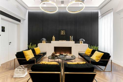 Hostal Nero Luxury Suites