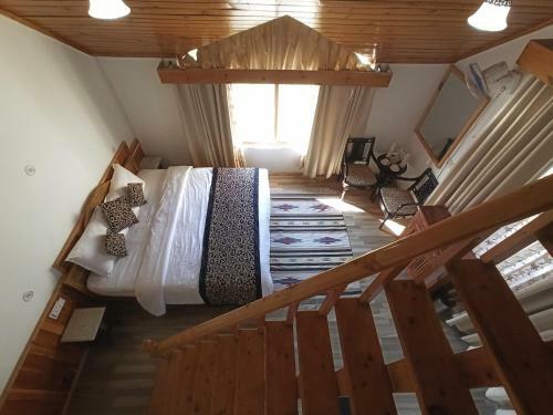 Meraki Cottages