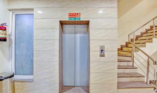 Hostal Treebo Trend Sai Village Gold Souk
