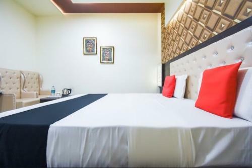Hotel Ravi Residency