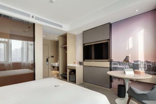 Atour Hotel Jinan High-speed East Railway Station