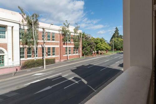 Apartamento Generous Victorian Terrace In Cbd ? Parking & Wifi