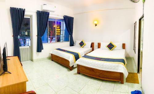 New Hotel