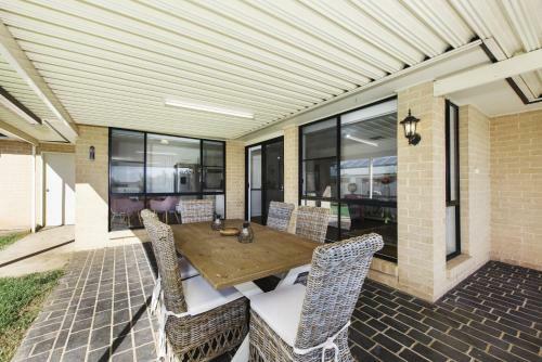 Peaceful And Spacious 4-bed Mudgee Home