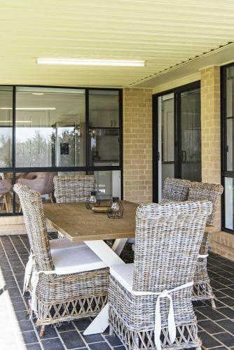 Peaceful And Spacious 4-bed Mudgee Home