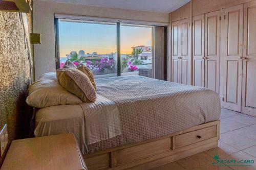 Beautiful Beachfront Terrasol!! 2 Bedroom 2 Bathroom Airport Pickup!