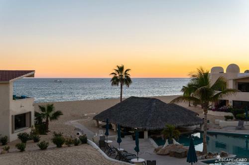 Beautiful Beachfront Terrasol!! 2 Bedroom 2 Bathroom Airport Pickup!