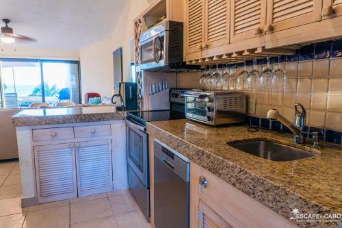 Beautiful Beachfront Terrasol!! 2 Bedroom 2 Bathroom Airport Pickup!