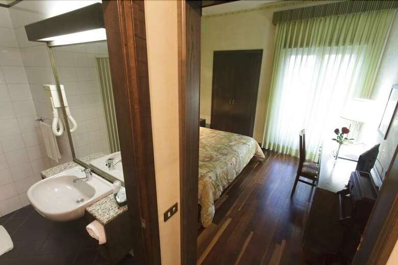 Astor Hotel