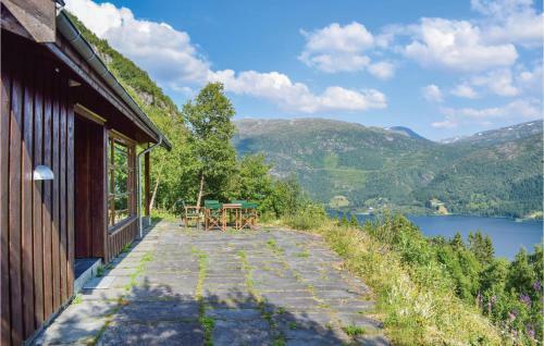 Four-bedroom Holiday Home In Roldal