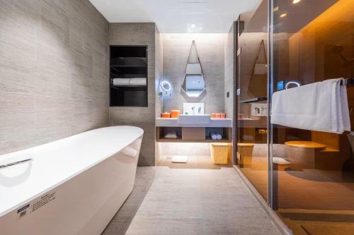 Atour Hotel Meishan Government Affairs Center