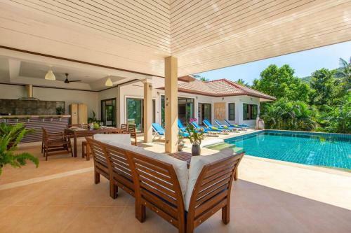 Family 3 Bedrooms Villa With Sea View