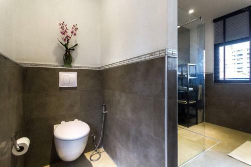 Fabulous Third Floor Apartment Dasiri Downtown Residence