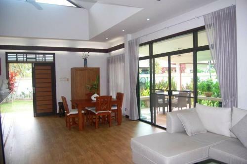 Cosy 2 Bedrooms Villa