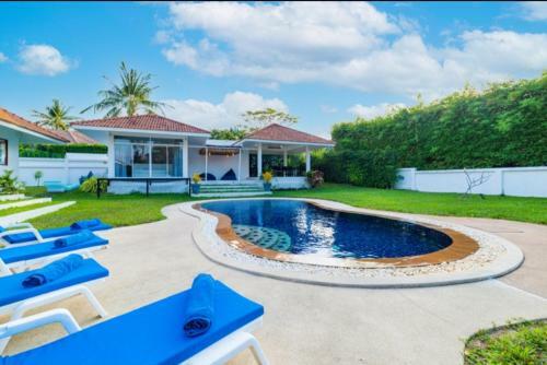 4 Bedrooms Villa With Swimming Pool And Pool Table
