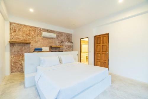 4 Bedrooms Villa With Swimming Pool And Pool Table
