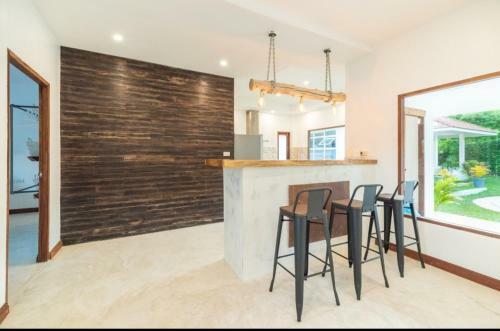 4 Bedrooms Villa With Swimming Pool And Pool Table