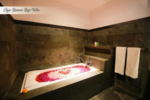 Hostal Ayu Duwur Beji
