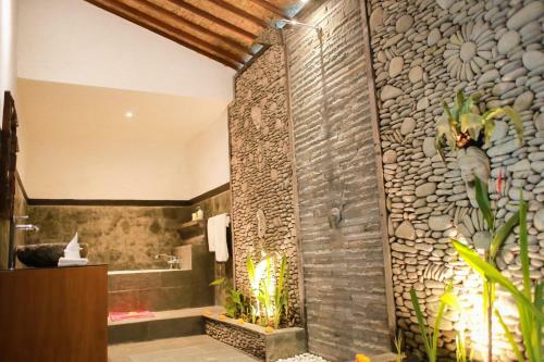 Hostal Ayu Duwur Beji
