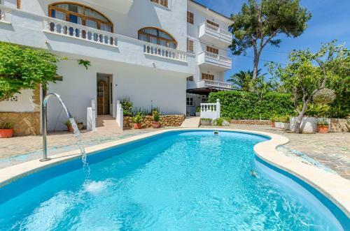 Yourhouse La Cabanya 10 Beach Apartments With Shared Pool