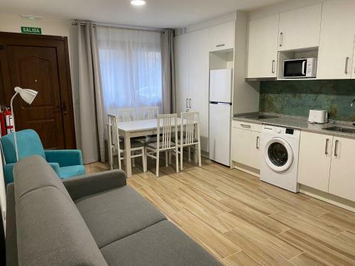 Apartamentos Torreones De Cartes