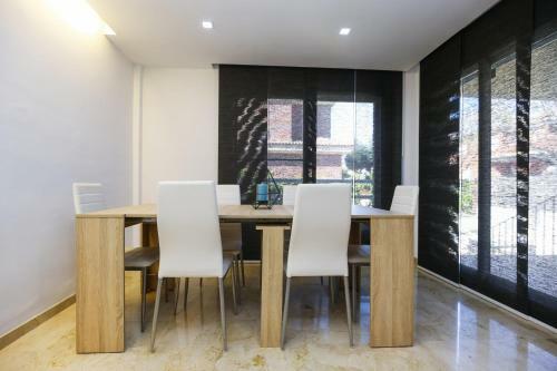 Casa Bruselas Planetcostadorada