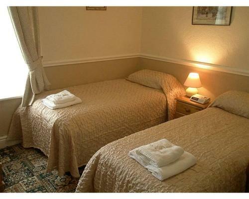 St Elmo Hotel