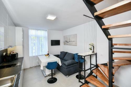 Luxury Blue Bay Apartment