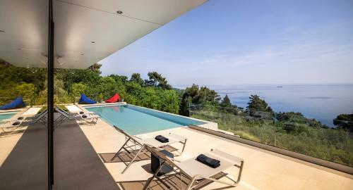 Villa Navis