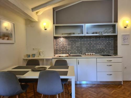 Navigare Apartment