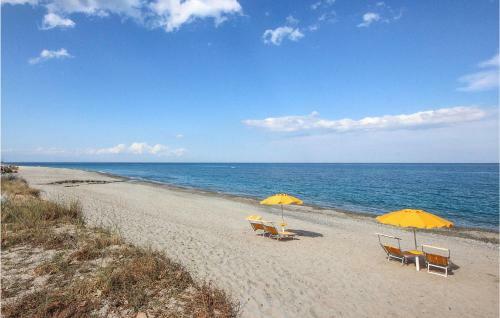 Stunning Apartment In Botricello With 1 Bedrooms