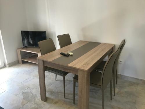 Hanno Apartments