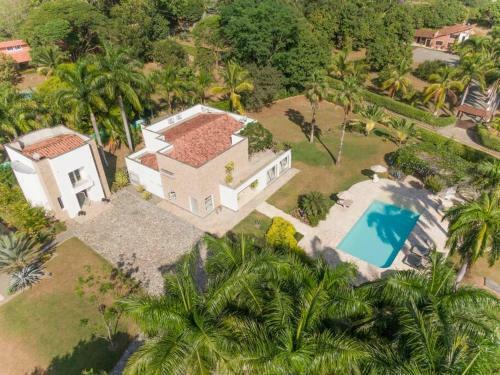 Luxe Villa De Verano Boutique / Pool & Hot Tub 7bd