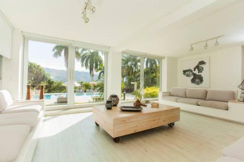 Luxe Villa De Verano Boutique / Pool & Hot Tub 7bd