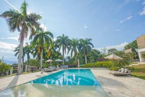 Luxe Villa De Verano Boutique / Pool & Hot Tub 7bd