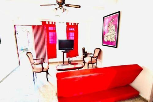 Great 7 Bedroom 7 Bath Finca With Pool