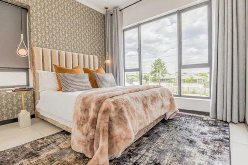Ventura Luxury Apartment