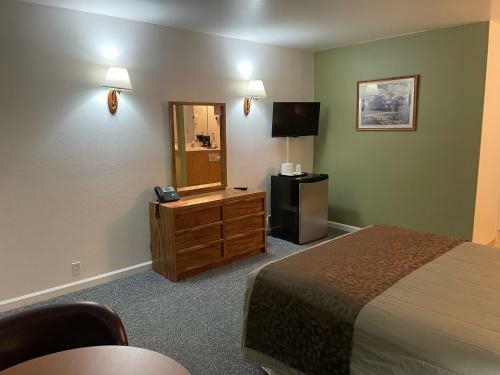 Murphey's Motel Llc