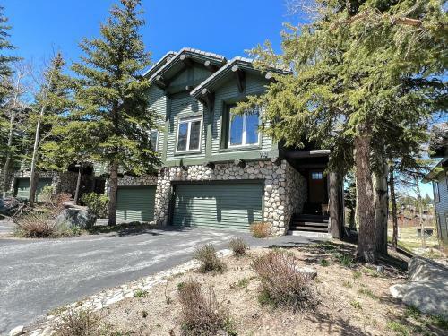 Apartamento Snowcreek V #742 Condo
