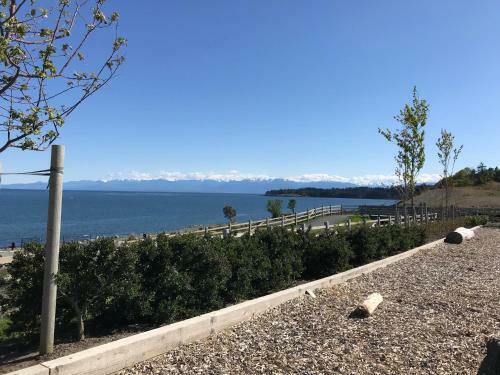 Ocean Front Amazing View 2bedrooms Home