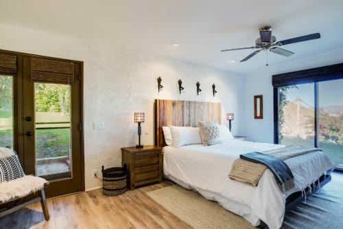 Cliff House - El Paseo Retreat