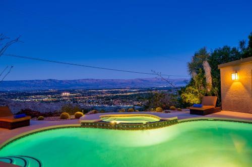 Cliff House - El Paseo Retreat