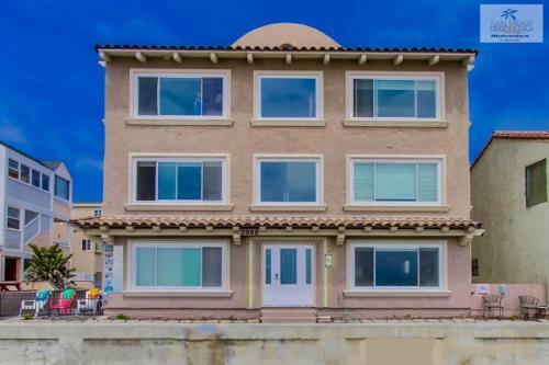 107-oceanfront Lux 1/7