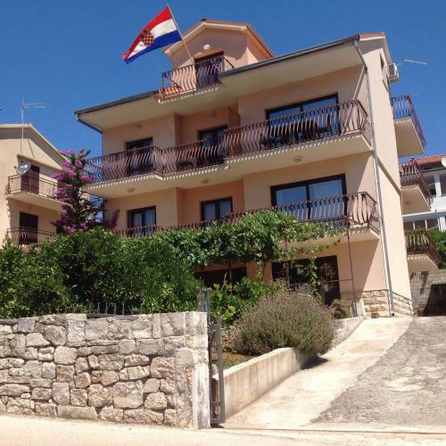 Apartmani Roi?
