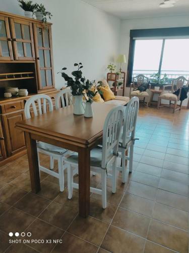 Apartamento En Bueu Sobre La Playa
